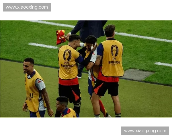 欧冠直播首发阵容公布 各队关键球员亮相争夺欧洲荣耀